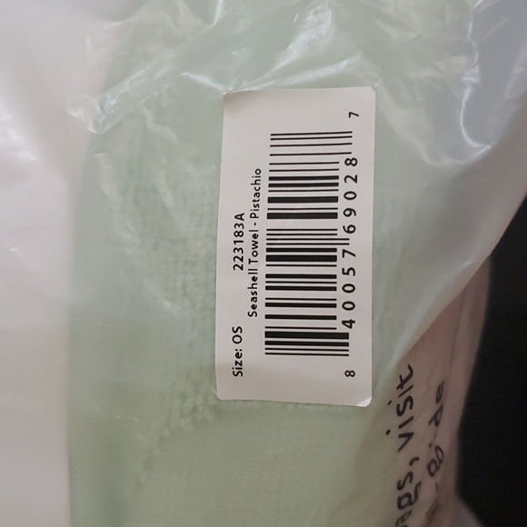 NWT SPELL SEASHELL BEACH TOWEL - Picture 3 of 5